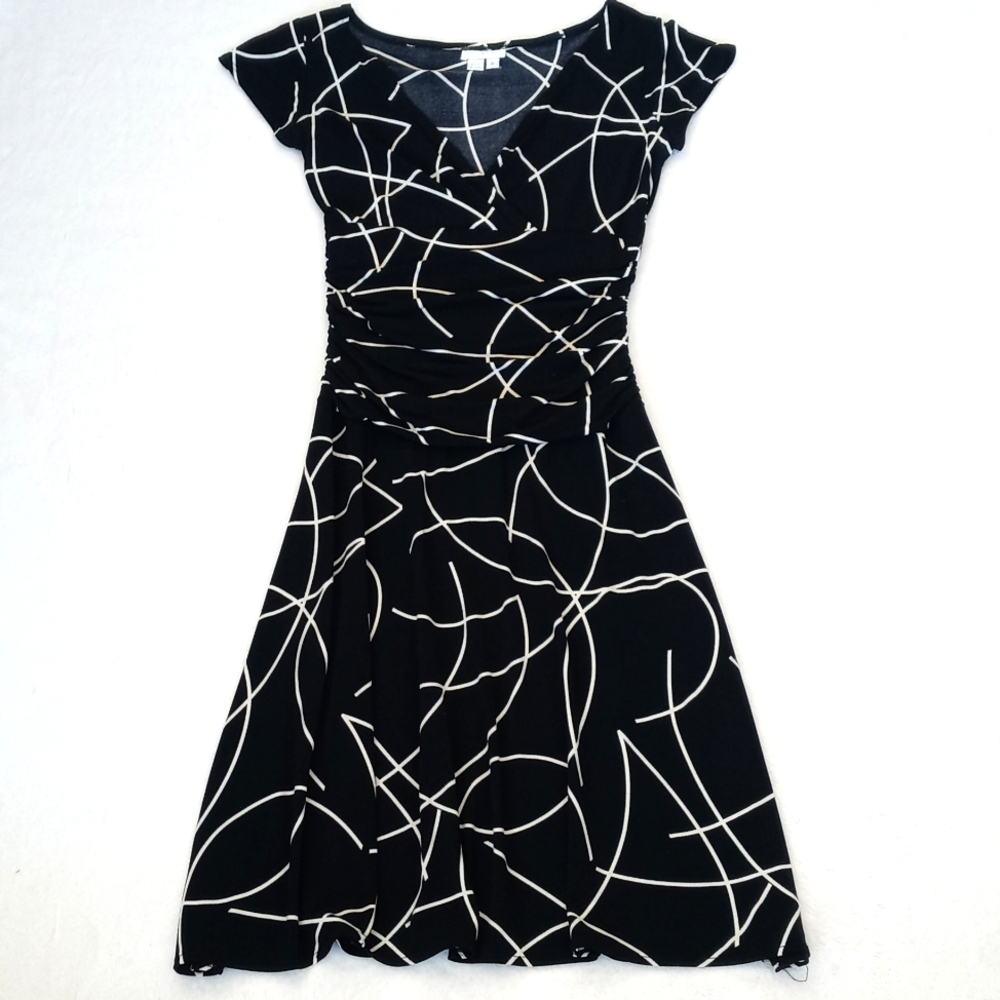 London Times Women’s Elegant Black and White Atomic Patterned Dress 4